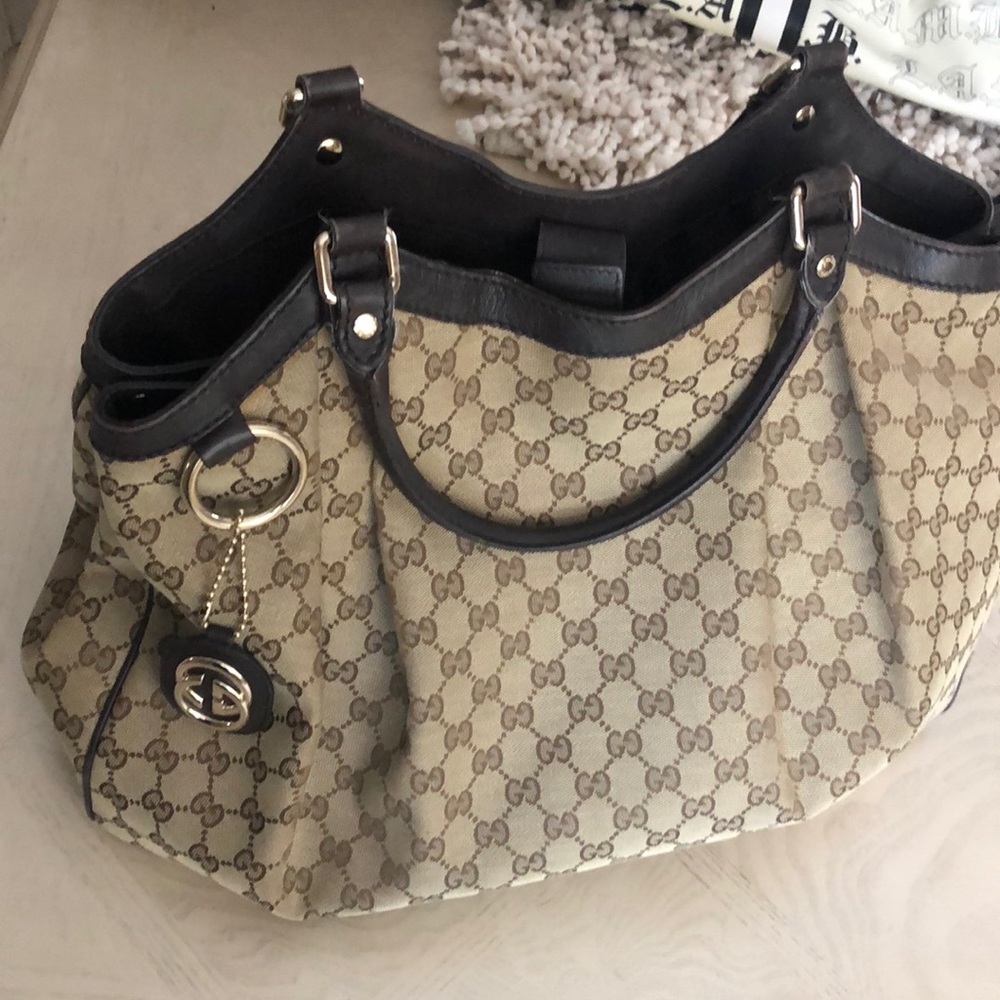 Beautiful used large  Gucci bag